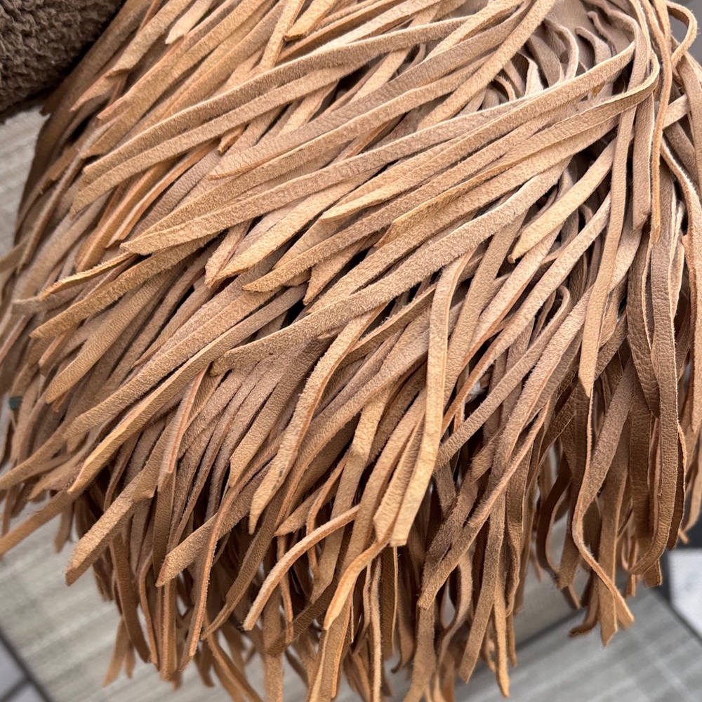 Anthropologie/En shalla Ladies Tan Boho Leatger Fringe crossbody bag-EUC-WOW! - Picture 9 of 9